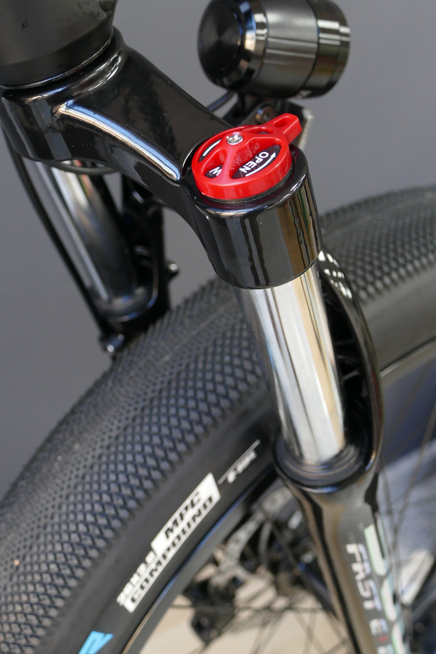 SABER Pro 26'- Man - Matt Black