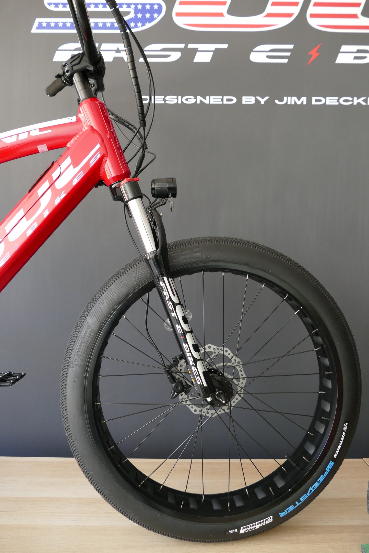 SABER Pro 26'- Man - Red & White