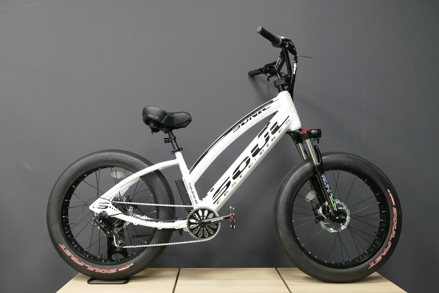 SABER Pro 24'- Ladies - Gloss White